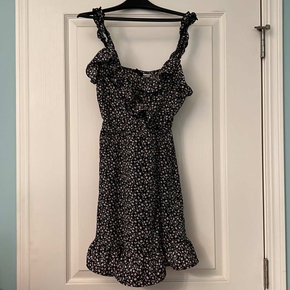 H & M Flower Mini Dress XXS NWOT $5 Sale - Picture 1 of 5